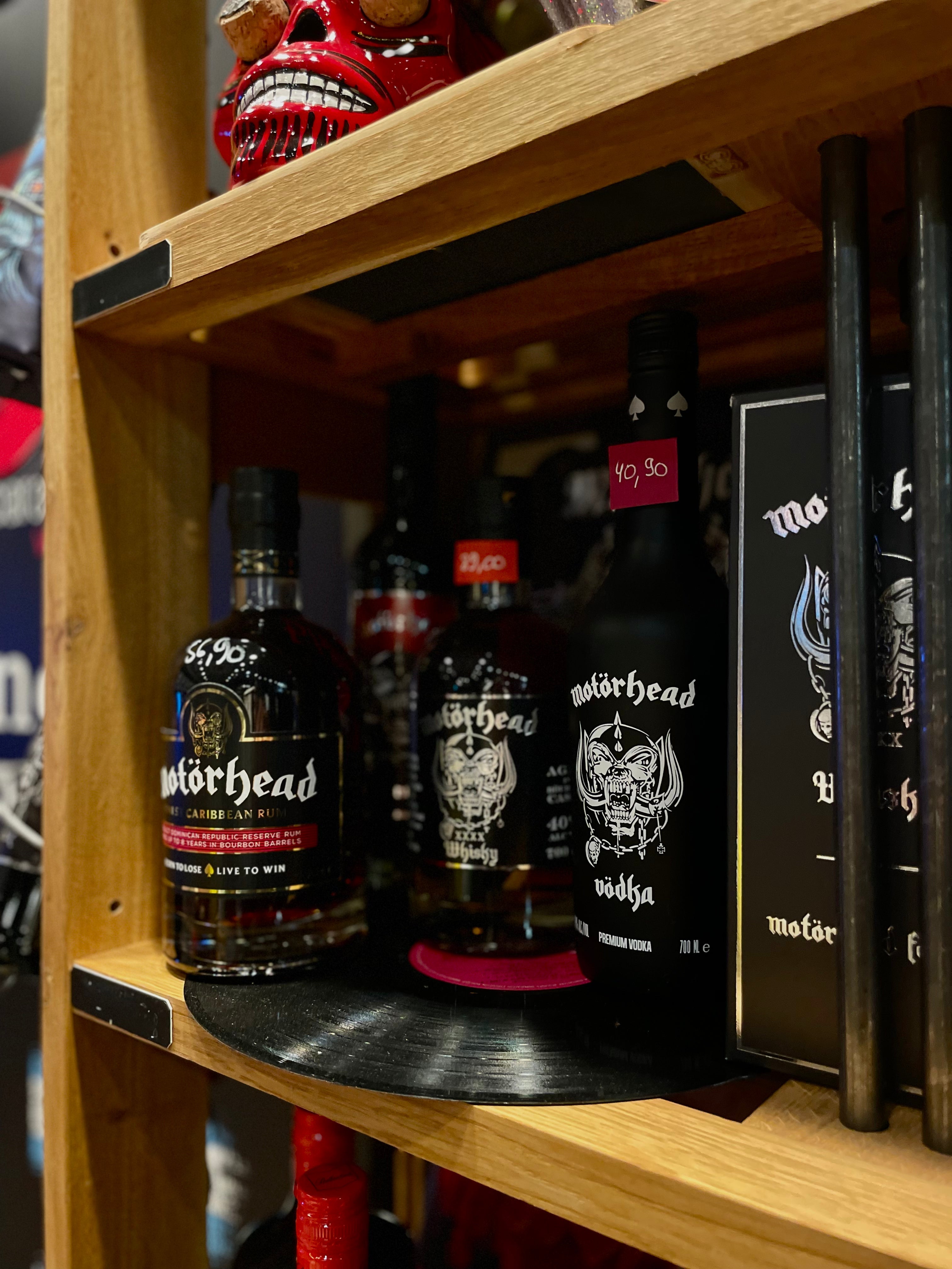 Motörhead-whisky, rum en vodka