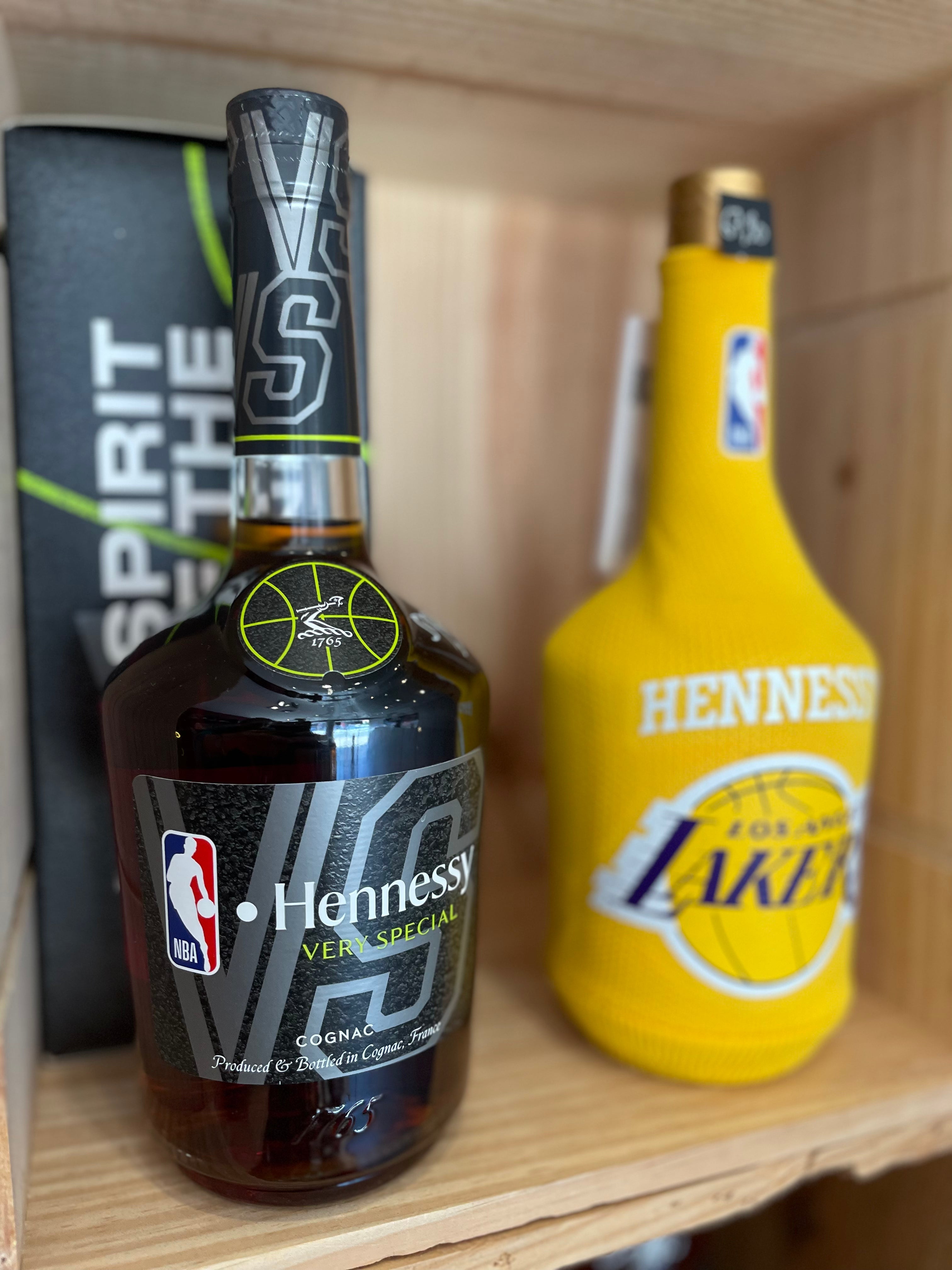 Hennessy VS NBA Black Edition & Hennessy VS NBA Los Angeles Lakers Edition